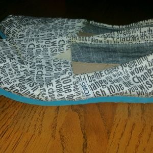 Toms
